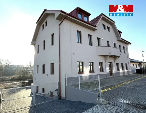 Pronájem bytu 1+kk, Světlá nad Sázavou, Nádražní, 30 m2