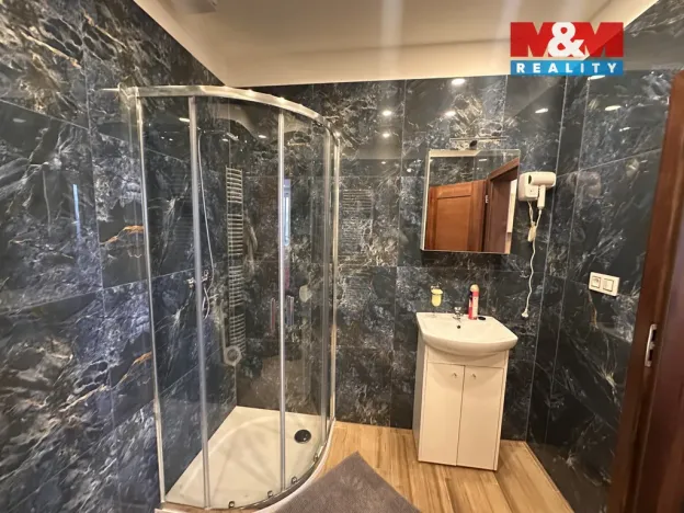 Pronájem bytu 3+1, Světlá nad Sázavou, Nádražní, 143 m2