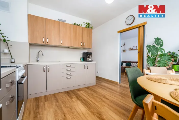 Prodej bytu 2+1, Pardubice - Zelené Předměstí, Palackého třída, 71 m2