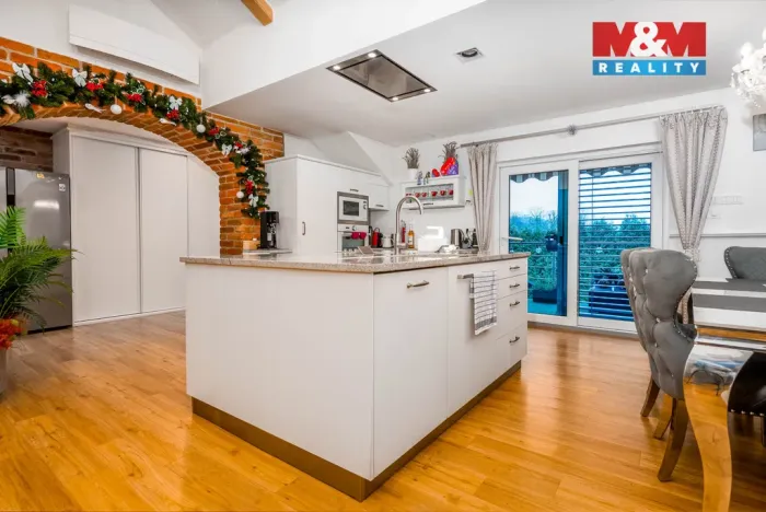 Prodej rodinného domu, Horní Třešňovec, 847 m2