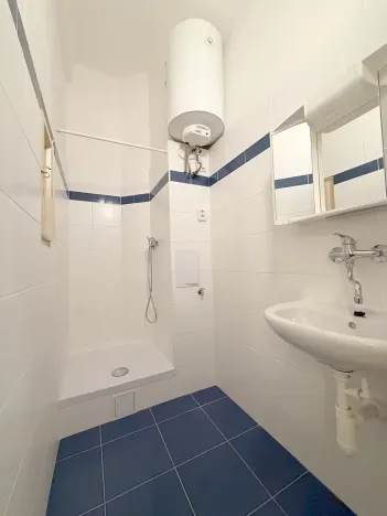 Pronájem bytu 1+kk, Praha - Vršovice, Přípotoční, 27 m2