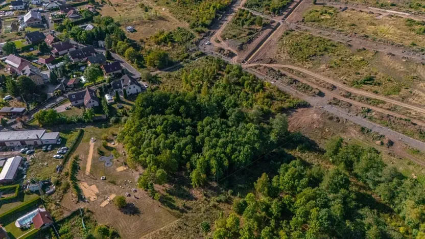 Prodej komerčního pozemku, Ostrov, 6206 m2