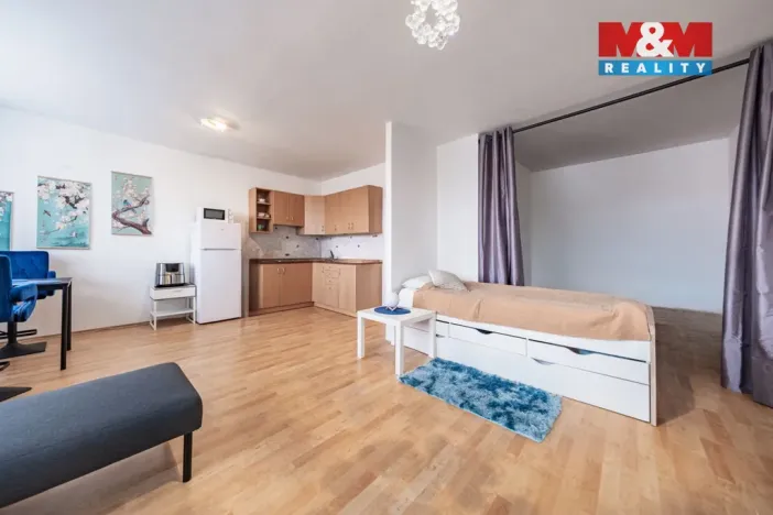 Prodej bytu 1+kk, Praha - Letňany, Třinecká, 39 m2