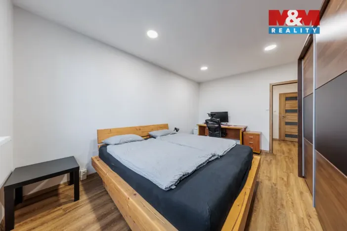 Prodej bytu 2+1, Sokolov, Mánesova, 64 m2