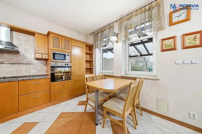 Pronájem rodinného domu, Olomouc, K hájence, 270 m2