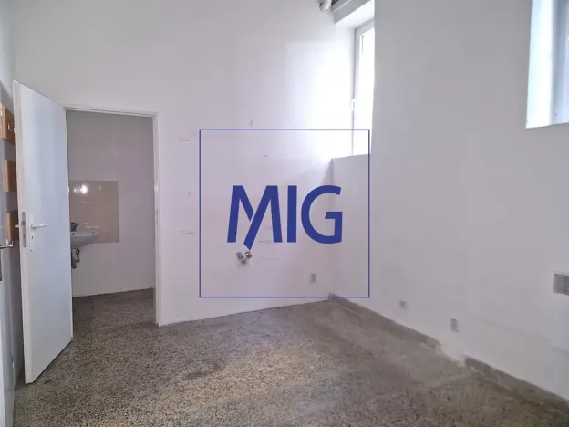 Pronájem obchodního prostoru, Brno, Merhautova, 70 m2