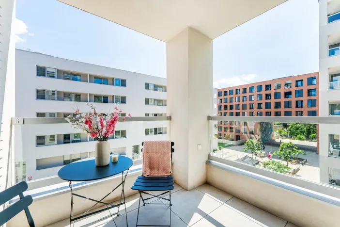 Pronájem bytu 2+kk, Praha - Vysočany, Odkolkova, 52 m2