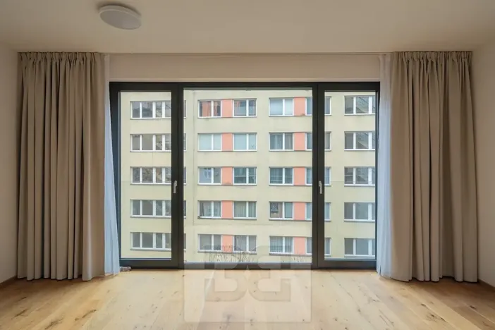 Pronájem bytu 1+kk, Praha - Košíře, Starokošířská, 43 m2