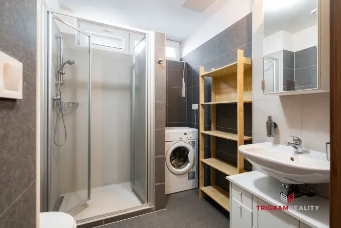 Pronájem bytu 1+kk, Hradec Králové - Nový Hradec Králové, Slunečná, 29 m2