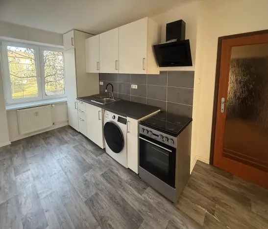 Prodej bytu 2+1, Plzeň, Suvorovova, 51 m2