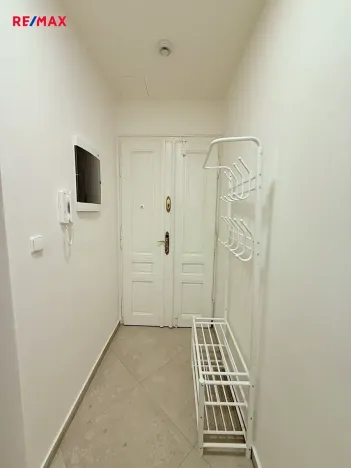 Pronájem bytu 2+1, Praha - Smíchov, Na Plzeňce, 58 m2