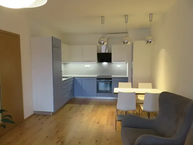 Pronájem bytu 2+kk, Praha - Nusle, Muzikova, 56 m2