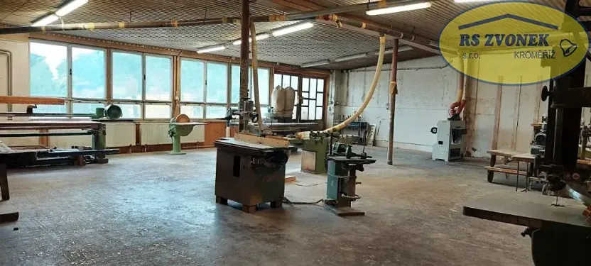 Prodej výrobních prostor, Kroměříž, 398 m2