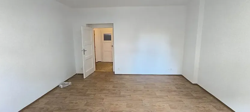 Prodej bytu 1+1, Cheb, Vančurova, 68 m2