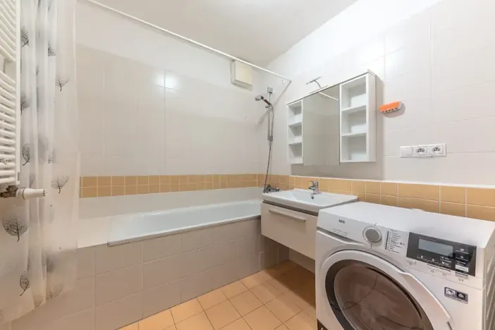 Prodej bytu 3+kk, Praha - Hostavice, U Hostavického potoka, 70 m2
