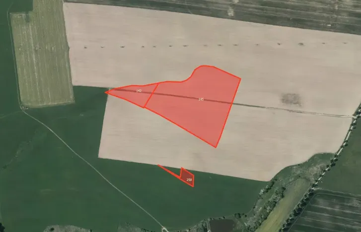 Prodej pole, Suchá, 61421 m2