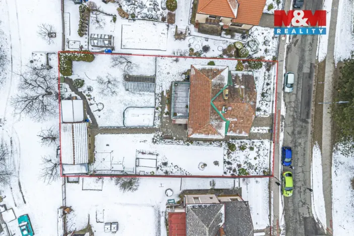 Prodej bytu 3+1, Chvaletice, Husova, 76 m2