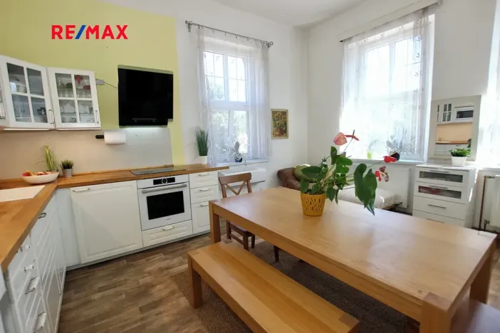 Prodej vily, Libčice nad Vltavou, Letecké náměstí, 236 m2