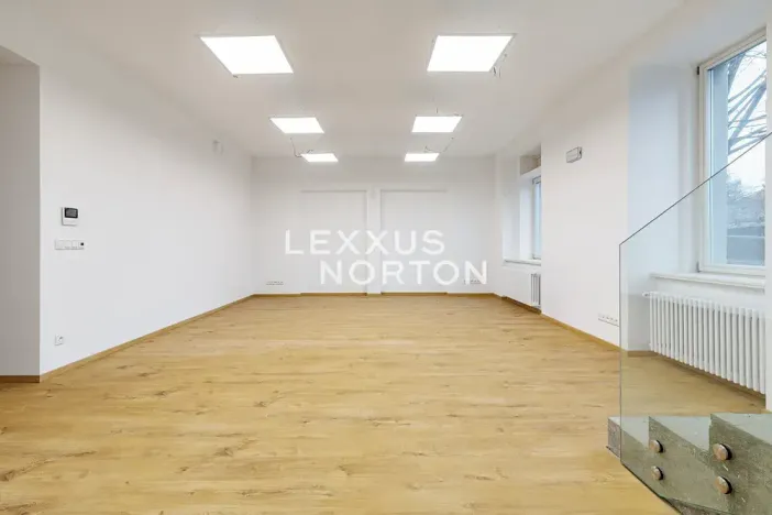 Pronájem obchodního prostoru, Praha - Vršovice, Norská, 56 m2