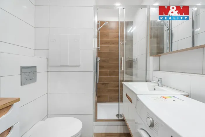 Pronájem bytu 2+kk, Stráž pod Ralskem, Máchova, 37 m2