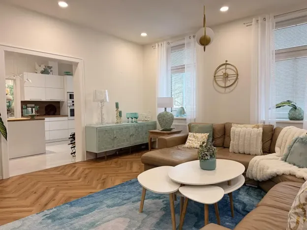 Prodej bytu 4+1, Děčín, Husovo nám., 156 m2