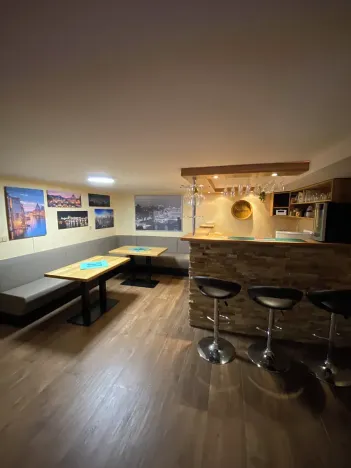 Prodej rodinného domu, Benecko, 635 m2