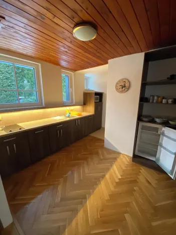 Prodej rodinného domu, Benecko, 635 m2