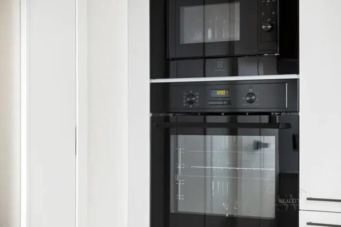 Pronájem bytu 2+kk, Praha - Troja, Pod Hrachovkou, 49 m2