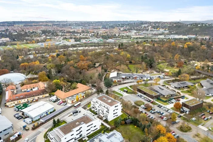 Pronájem bytu 2+kk, Praha - Troja, Pod Hrachovkou, 49 m2