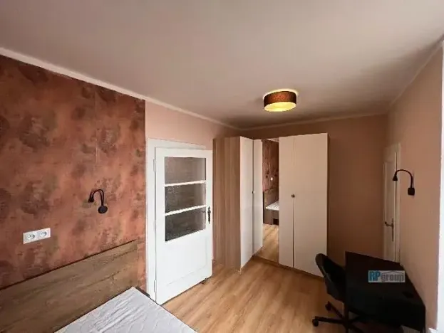 Pronájem bytu 2+kk, Praha - Nové Město, Vyšehradská, 43 m2