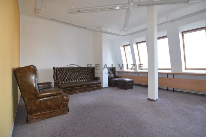 Pronájem kanceláře, České Budějovice, Rudolfovská tř., 31 m2