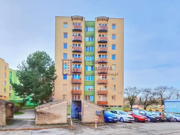 Pronájem bytu 4+1, Jindřichův Hradec, Kosmonautů, 87 m2