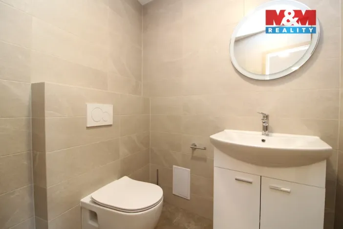 Pronájem kanceláře, Měšice, Revoluční, 43 m2