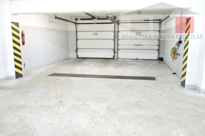 Prodej garáže, Praha - Vysočany, Bassova, 15 m2