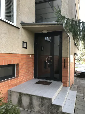 Pronájem bytu 1+1, Zlín, Mokrá II, 46 m2