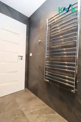 Pronájem bytu 3+1, Karlovy Vary, Hlávkova, 67 m2