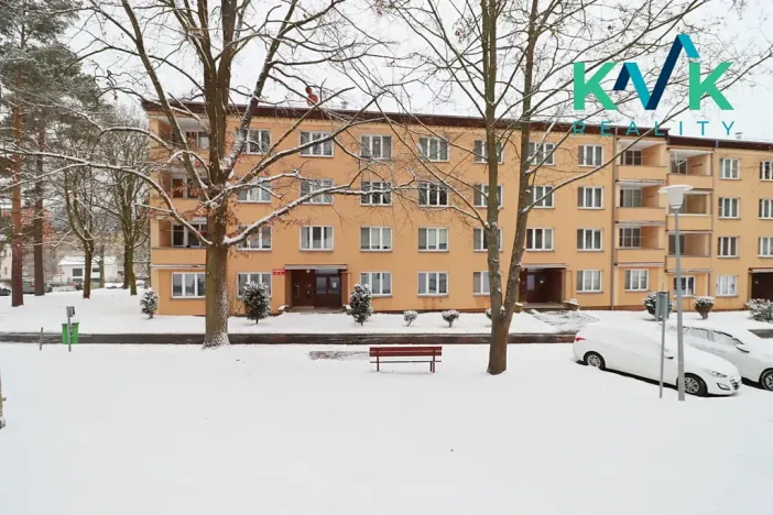 Pronájem bytu 3+1, Karlovy Vary, Hlávkova, 67 m2