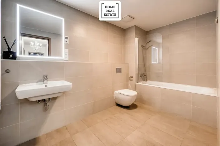 Prodej bytu 3+kk, Praha - Strašnice, Zvěřinova, 97 m2