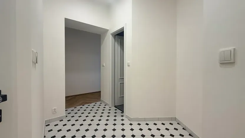 Pronájem bytu 2+kk, Praha - Vršovice, Žitomírská, 60 m2