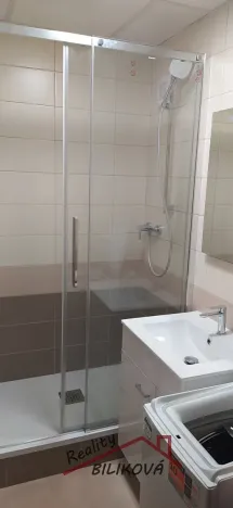 Pronájem bytu 2+kk, Praha - Hloubětín, Kukelská, 45 m2