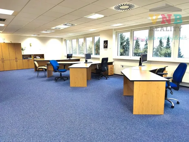 Pronájem kanceláře, Uničov, Litovelská, 1500 m2