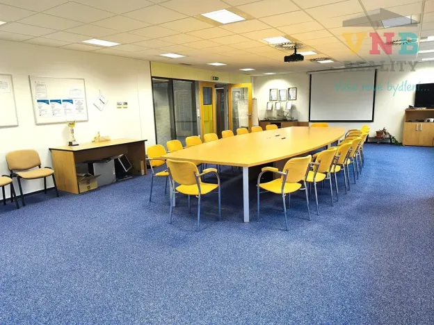 Pronájem kanceláře, Uničov, Litovelská, 1500 m2