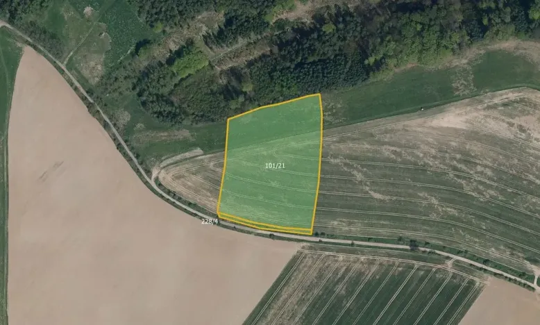 Prodej pole, Mukařov, 16086 m2