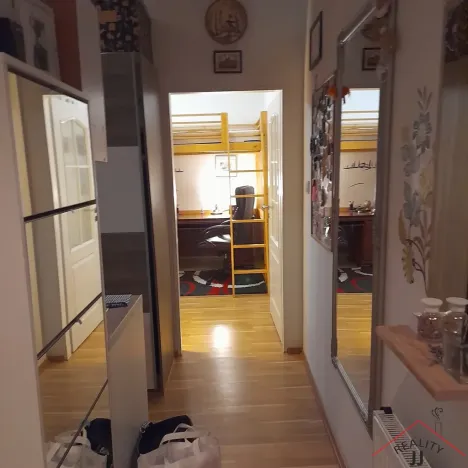 Prodej bytu 2+kk, Praha - Libeň, Zenklova, 31 m2