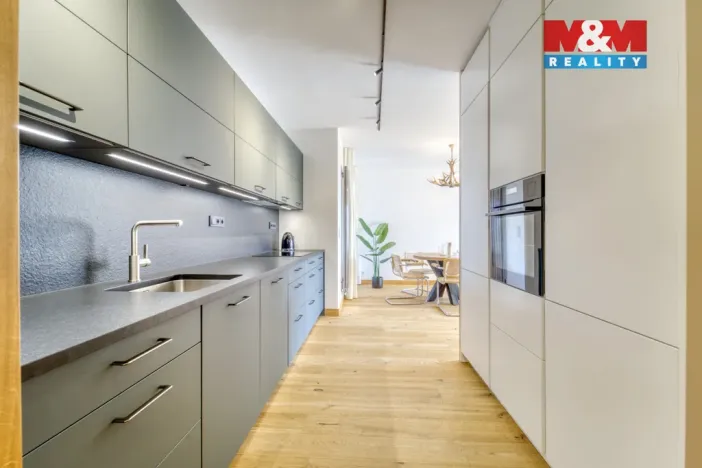 Prodej bytu 2+kk, Špindlerův Mlýn, 75 m2