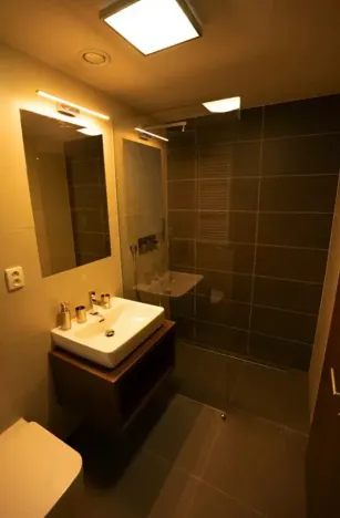 Pronájem bytu 1+kk, Praha - Košíře, Hlaváčkova, 32 m2