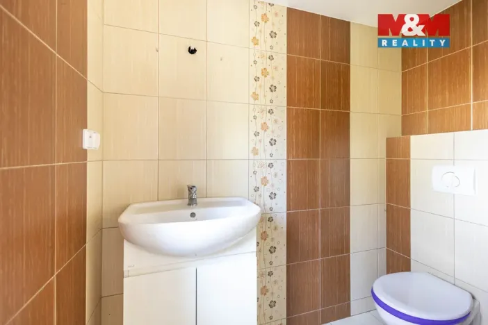 Prodej rodinného domu, Chřibská, 200 m2