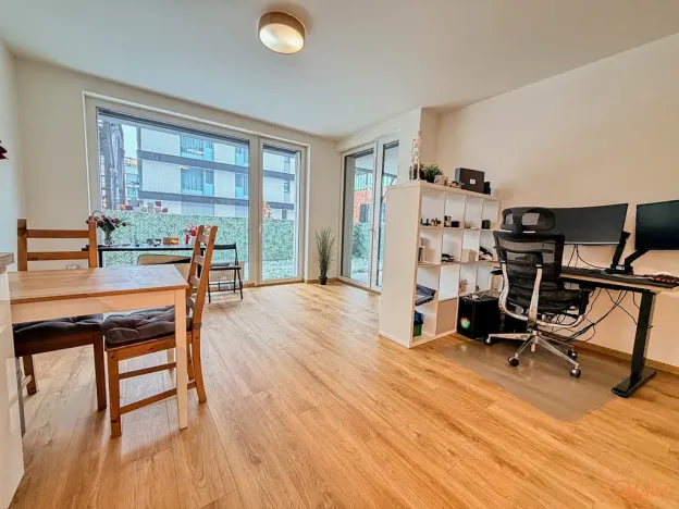 Pronájem bytu 2+kk, Praha - Holešovice, Jankovcova, 79 m2