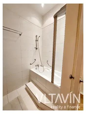 Pronájem bytu 2+1, Praha - Staré Město, Benediktská, 63 m2