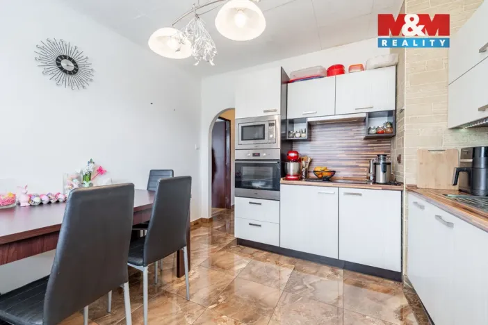 Prodej bytu 2+1, Nové Město na Moravě, Budovatelů, 66 m2